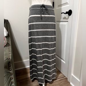 Eddie Bauer grey and white striped maxi skirt size XS